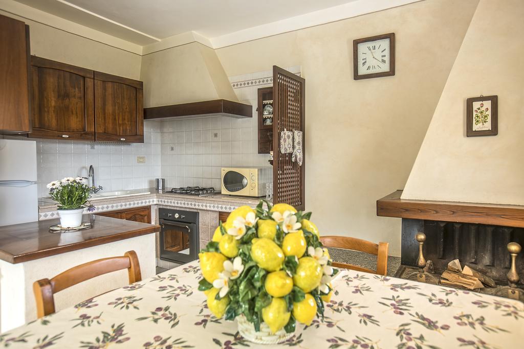Appartamenti Bellavista By Helloelba Портоферайо Екстериор снимка
